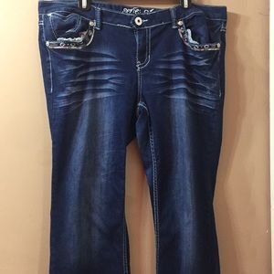 Dark wash boot cut jeans w/ design